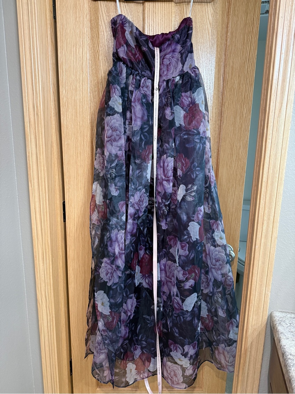 Lulu's Plum and Black Floral Strapless Gown - Picture 4 of 5
